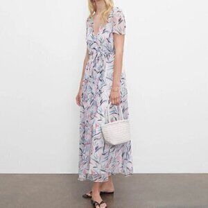 blue dress for baby girl Club Monaco Dress Klarika Very Light Pink/Blue Floral Print Silk Size –  Celebrity Owned
